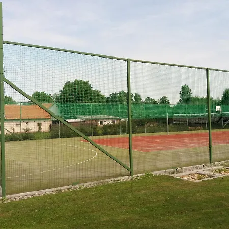 Laziste V Posazavi Apartamento Pertoltice (Kutna Hora)